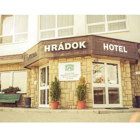 Hotel Hradok Jelsava المظهر الخارجي الصورة