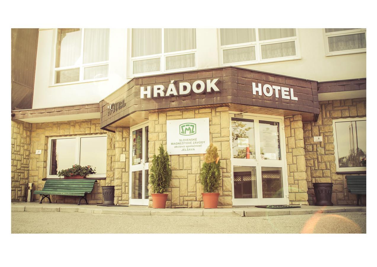 Hotel Hradok Jelsava المظهر الخارجي الصورة